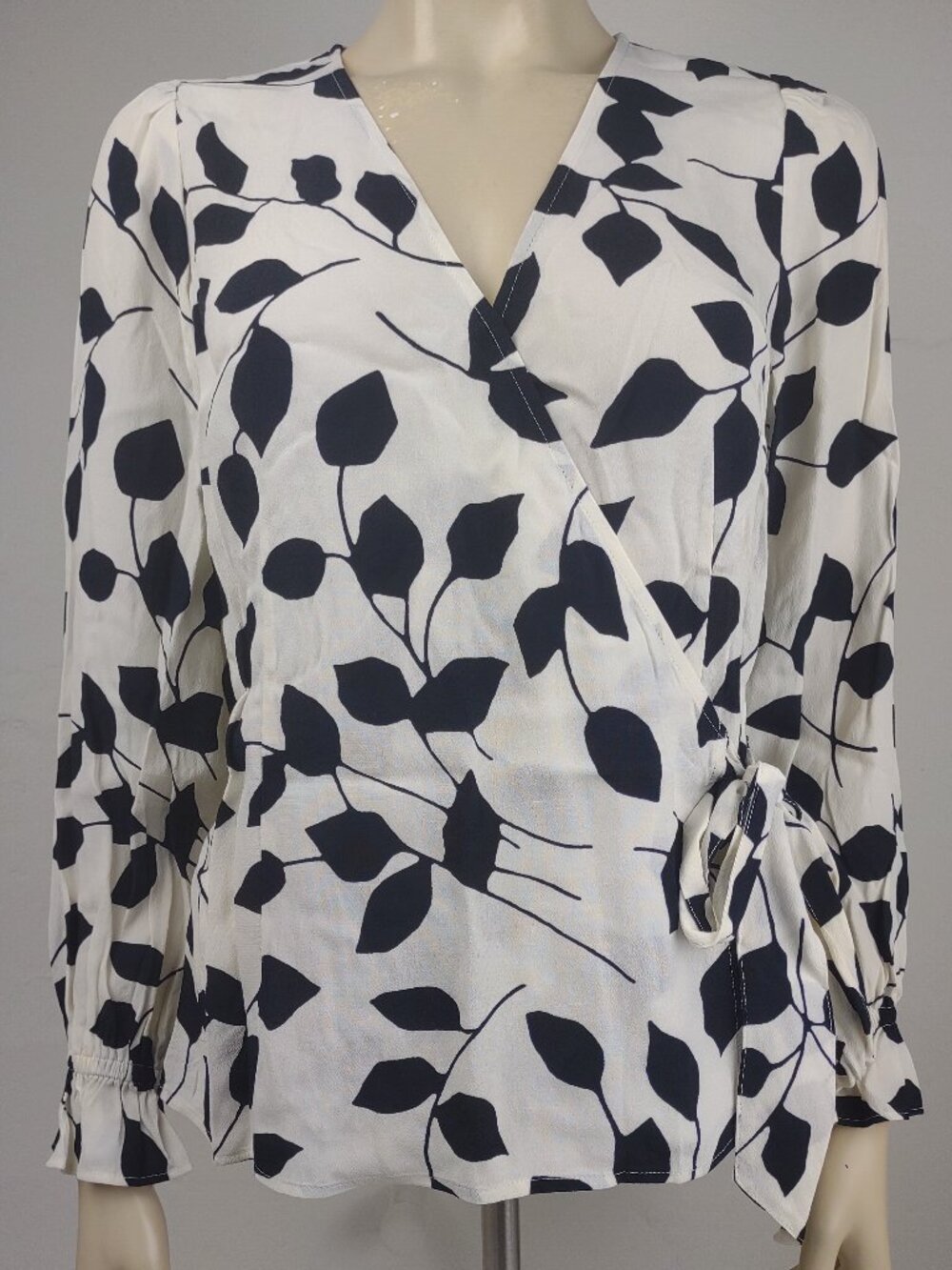 NWT Talbots ivory off-white black vine print faux wrap long sleeve blouse Small